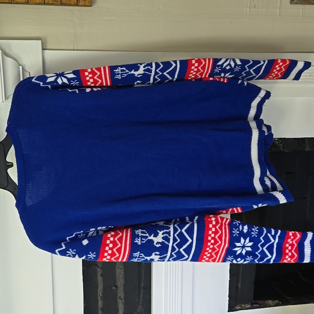 Blue and Red Christmas Sweater - Picture 13 of 13